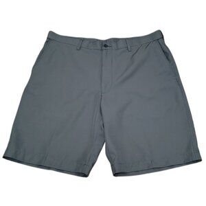 Men’s PGA Tour Golf Shorts Size 38 Grey Color.
